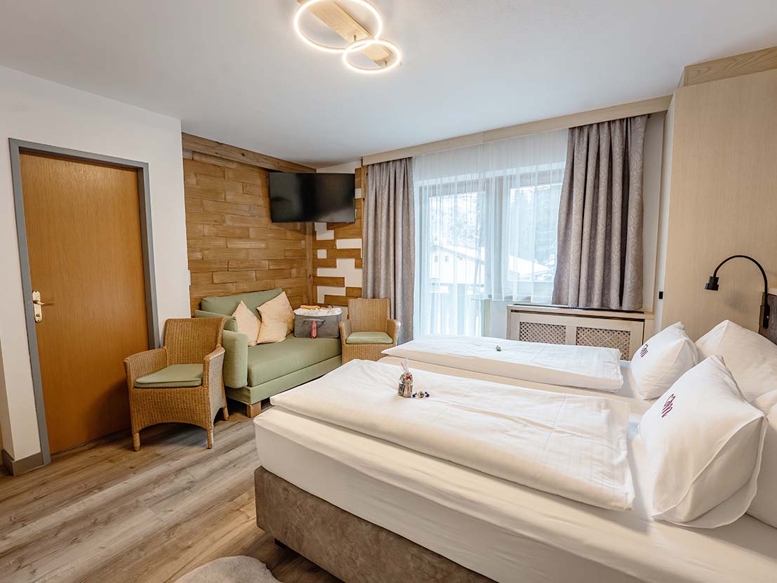 michaela eder zimmer saalbach couch michaela eder zimmer saalbach couch