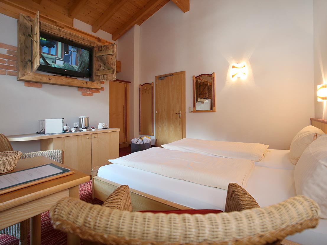 urlaubszimmer dachgeschoss saalbach